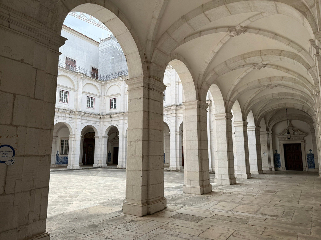 Mosteiro de São Vicente de Fora-里斯本必去景点