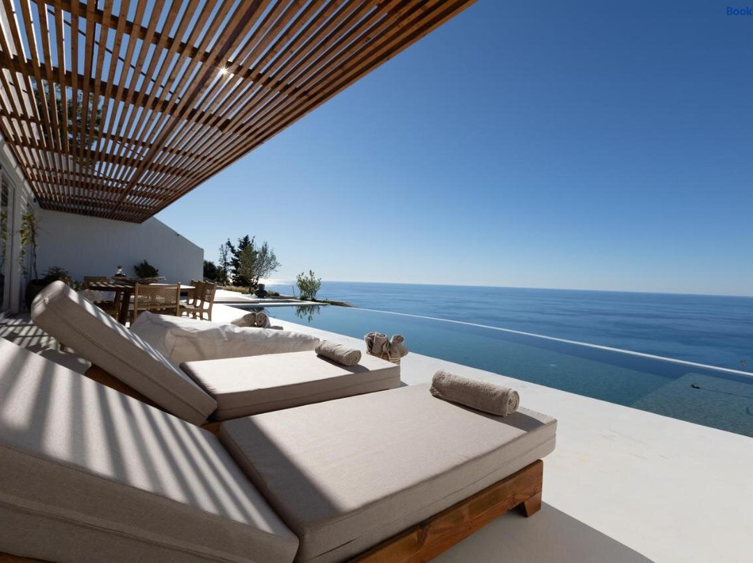 Amore Luxury Villas Resort