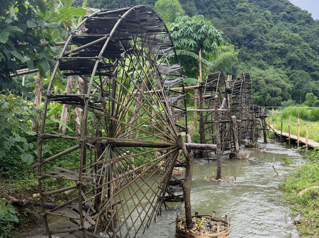 Puluong Giant Waterwheel-清化必去景点
