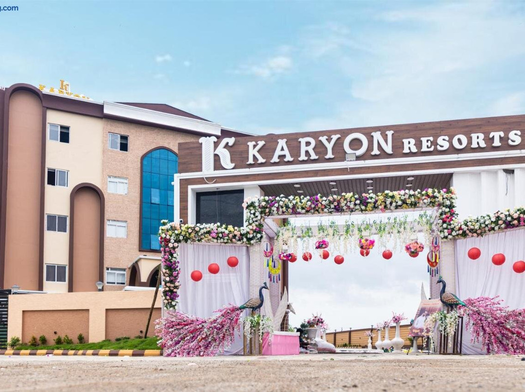 Karyon Resorts