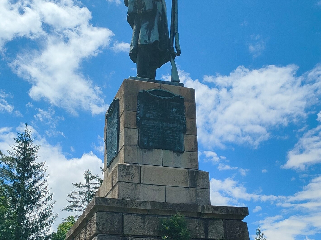 Monumento al Fuciliere a Boscoverde-Tarvisio必去景点