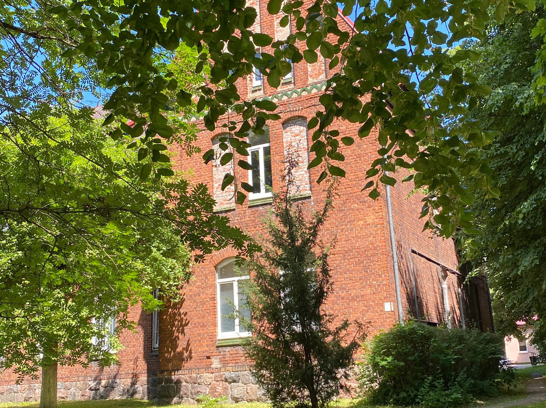 County Hospital Building-Neman必去景点