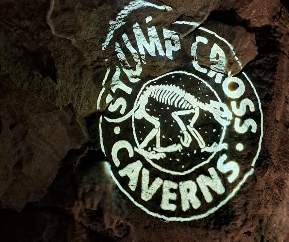 Stump Cross Caverns-Pateley Bridge必去景点