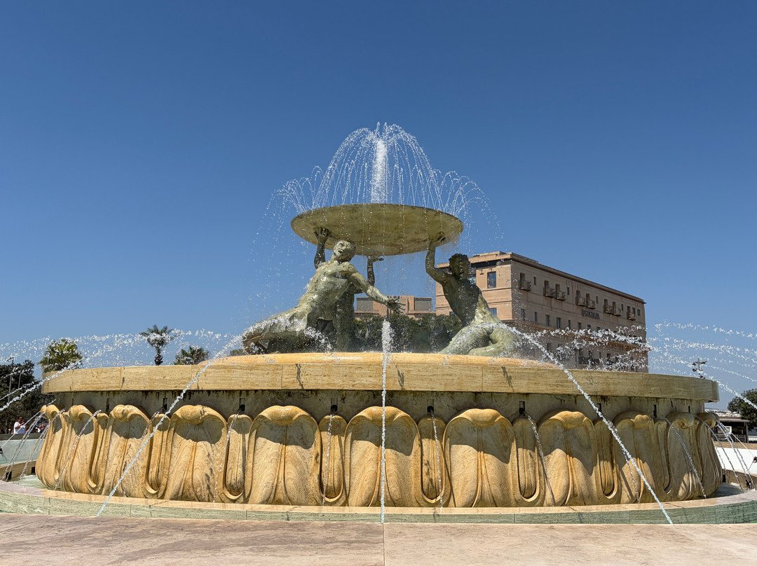 Triton Fountain-瓦莱塔必去景点