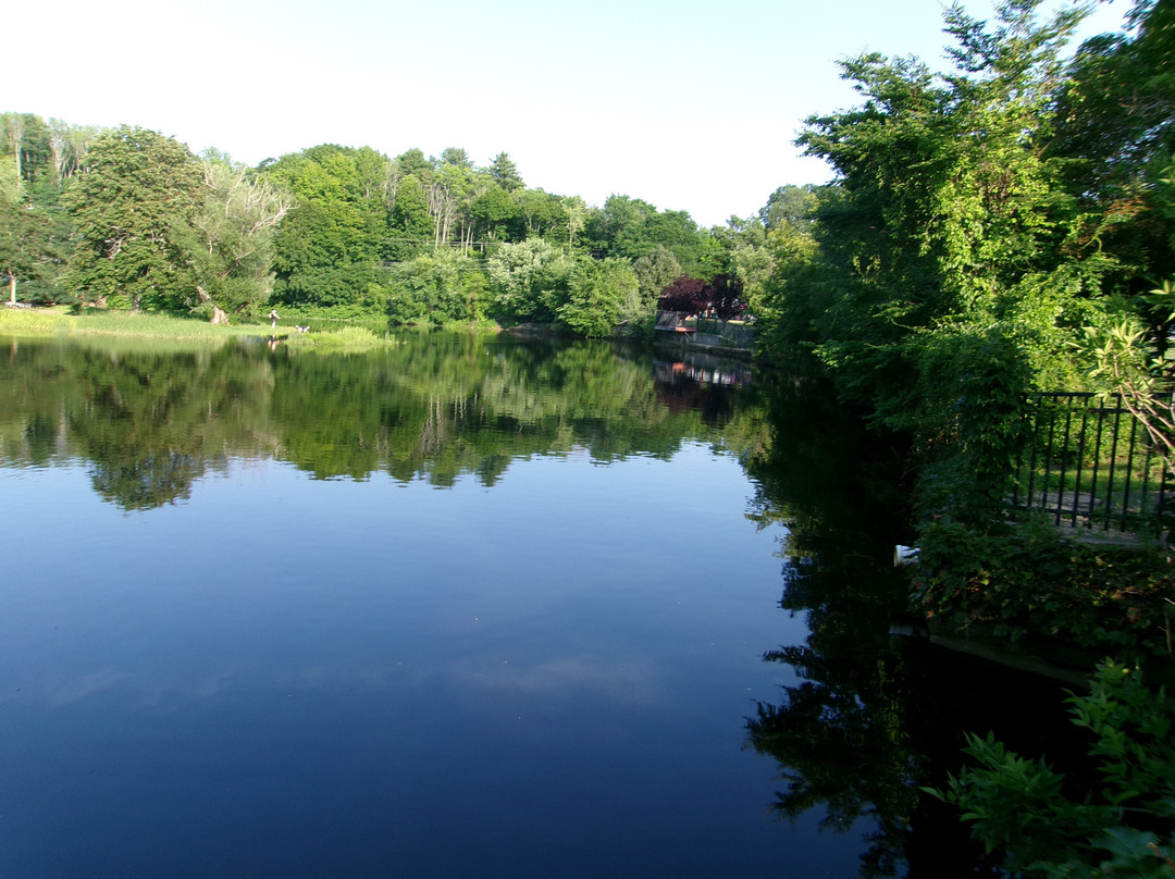 Cochecho Riverwalk-Dover必去景点