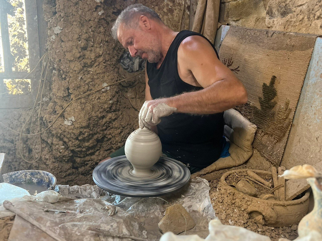 Limpertas Manolis Pottery-纳克索斯必去景点