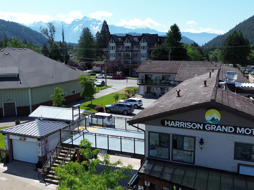 Harrison Grand Motel