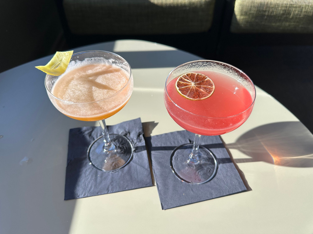 尤尔马拉温泉酒店主图