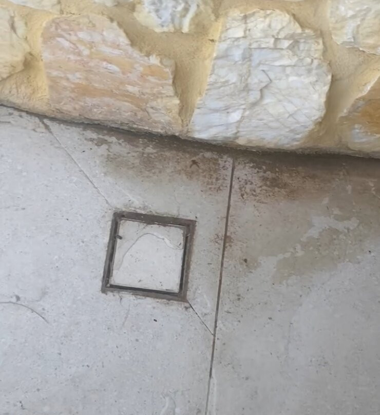 艾卡提酒店主图