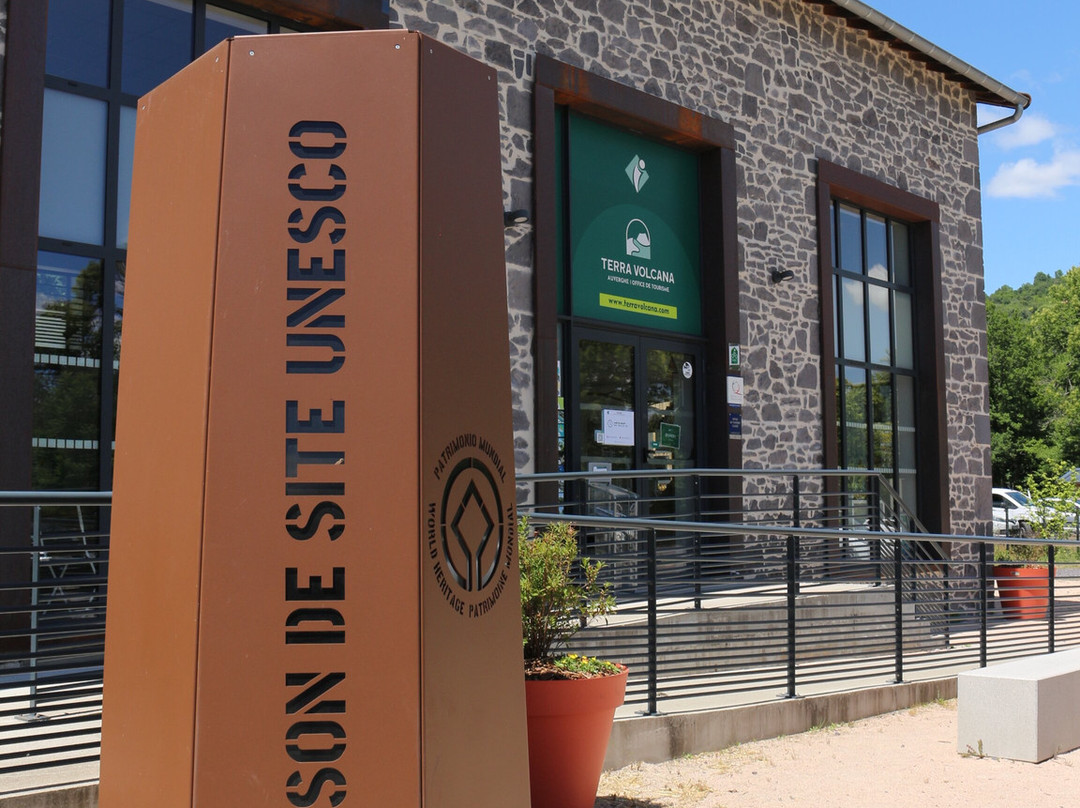 Volvic Tourist Office – Maison Unesco « Chaîne Des Puys – Faille De Limagne »-Volvic必去景点
