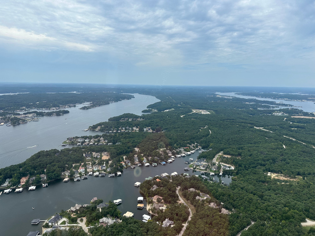 Airo | Lake Ozark Helicopters-Lake Ozark必去景点