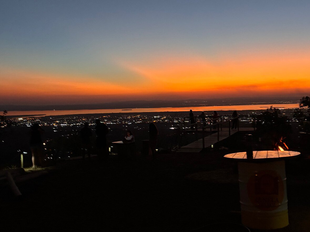 Janela Do Sol, Mirante & Bar-Palmas必去景点