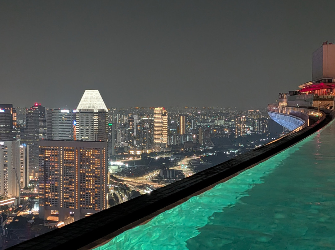 新加坡滨海湾金沙酒店主图