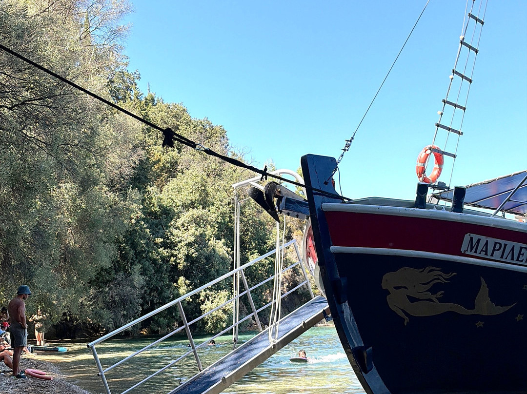 Marilena daily cruises Lefkada-Nidri必去景点