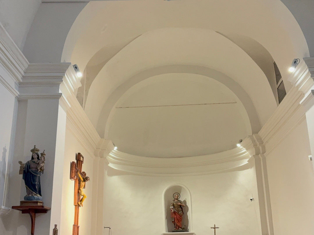 Church of Saint Theresa-圣特雷莎加卢拉必去景点