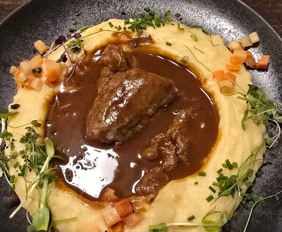 皮沃瓦莫诺波尔酒店主图