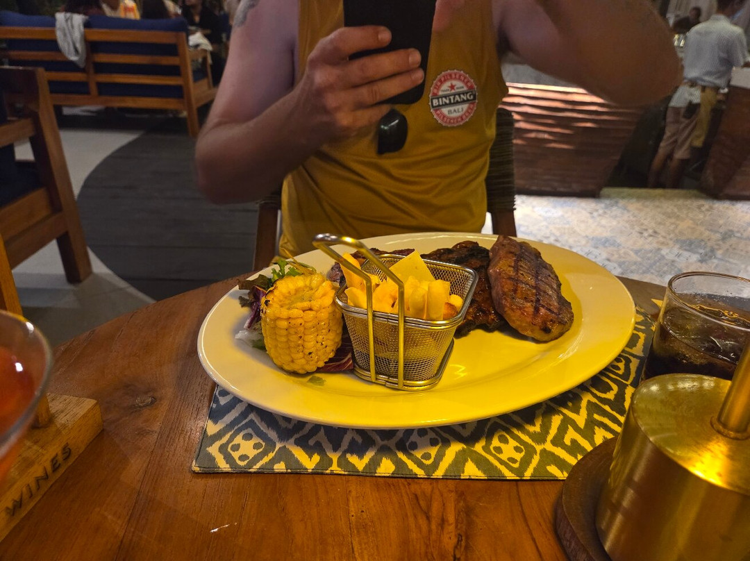 Natys Bar And Grill