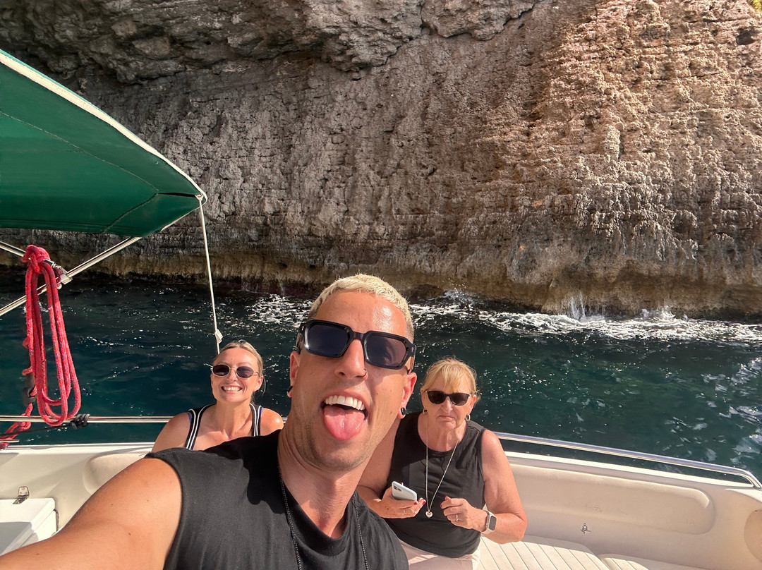 Comino Waves Boat Charters Malta-史克华必去景点
