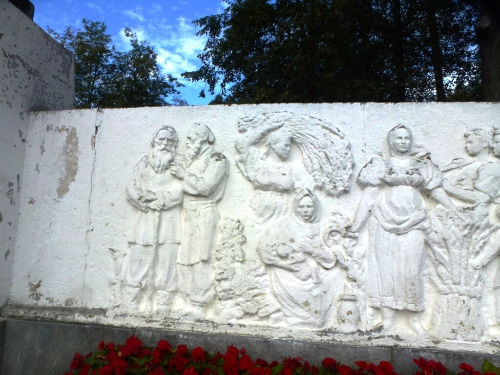 Nekrasov Monument-雅罗斯拉夫必去景点