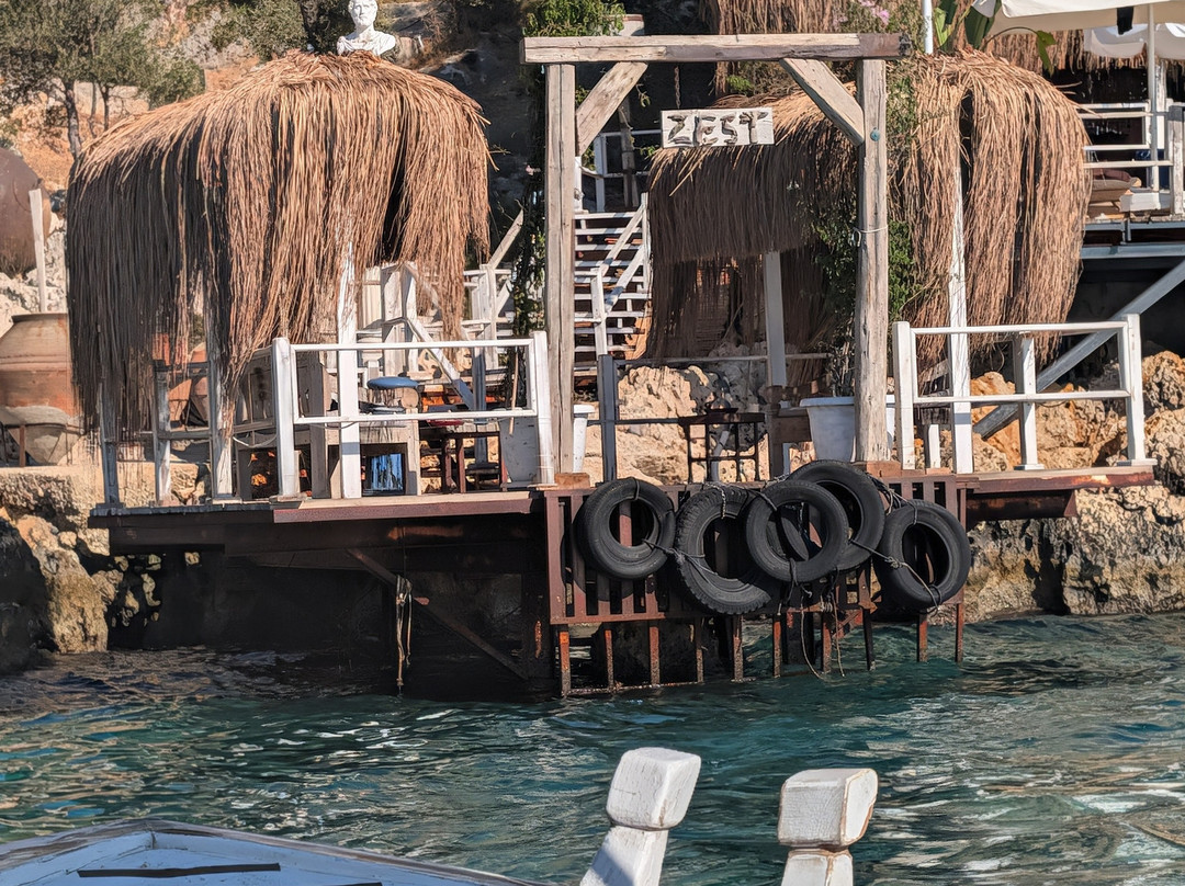 Zest Beach Club