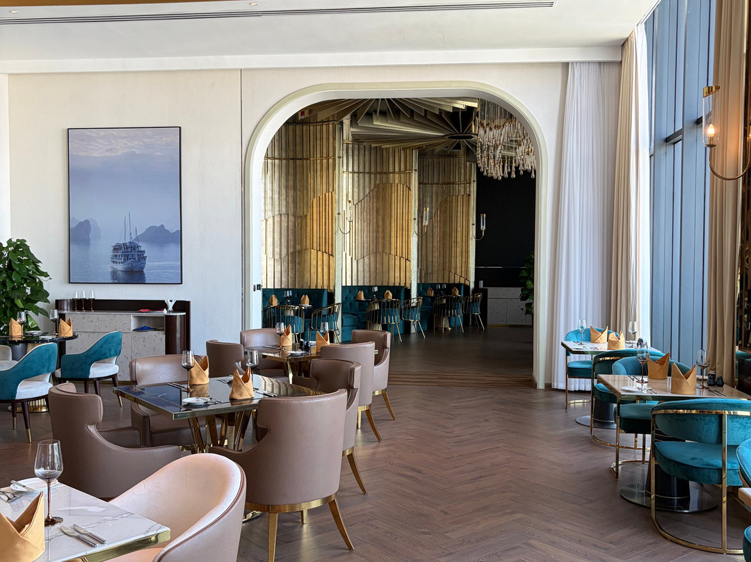 海星酒店-下龙主图