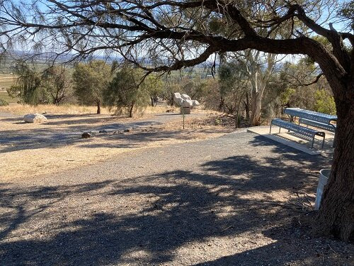 Mengler's Hill Lookout  Sculpture Park景点图片