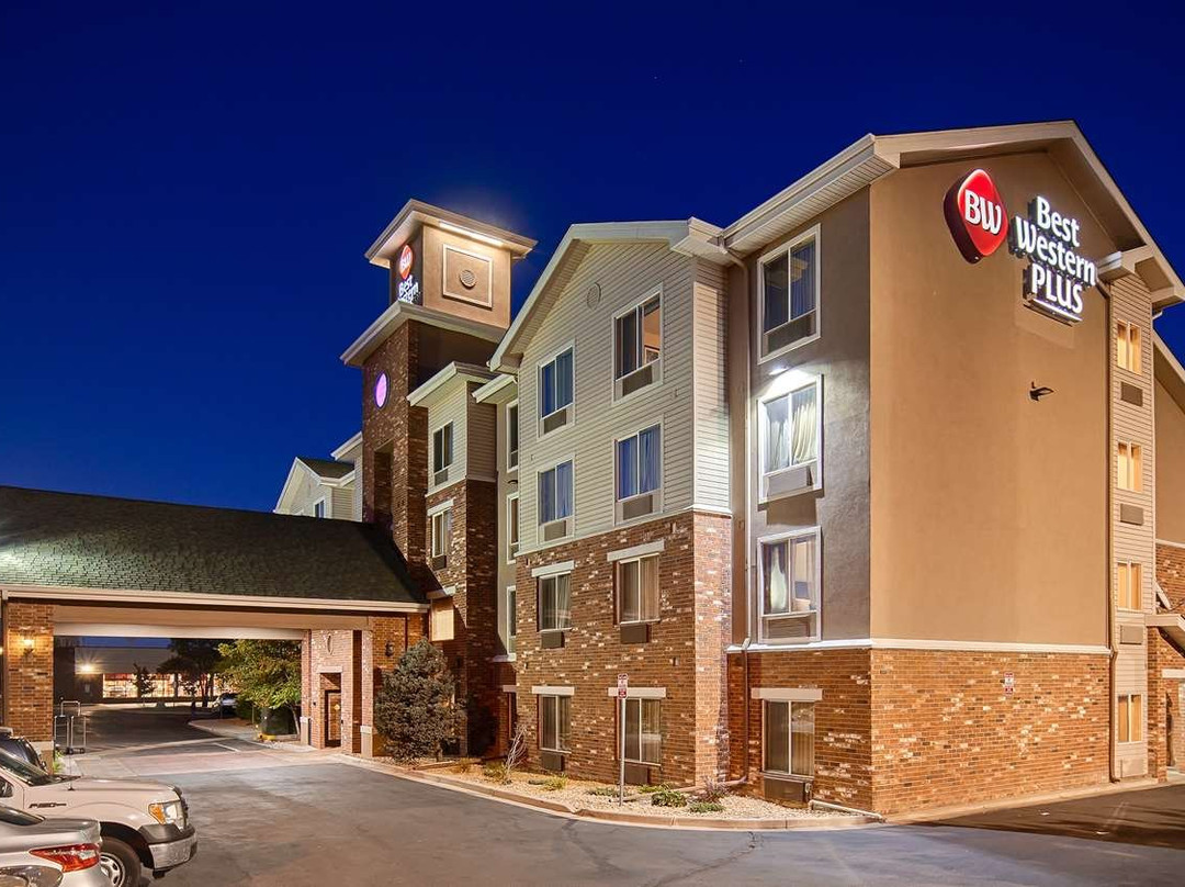 Best Western Plus Gateway Inn & Suites主图