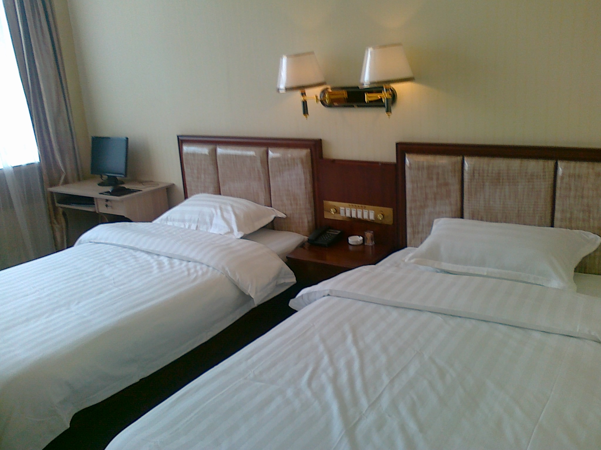 华裕商务酒店 -官方