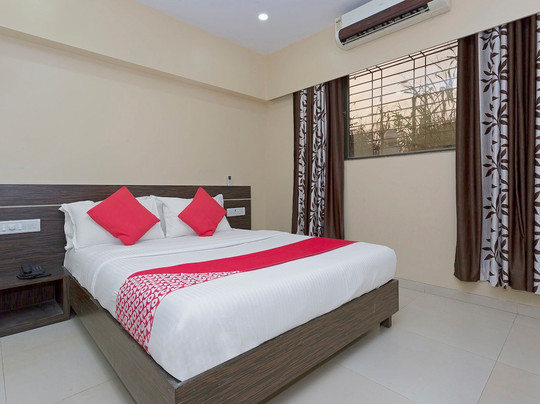 OYO 22290 Hotel Sunshine Residency