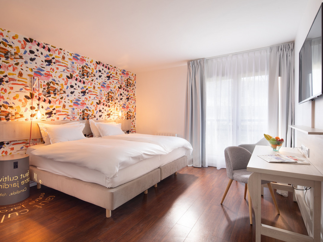 The Residence Hotel主图