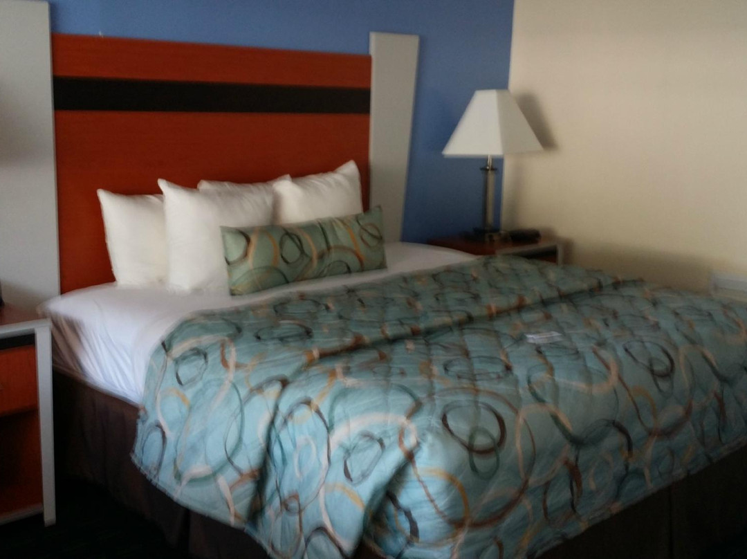 Days Inn by Wyndham West Yarmouth/Hyannis Cape Cod Area