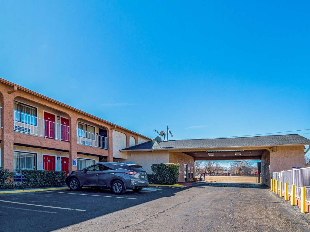 Quality Inn Glenpool - Tulsa主图