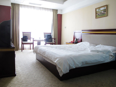 凯宾酒店(抚琴夜市花牌坊地铁站店)主图