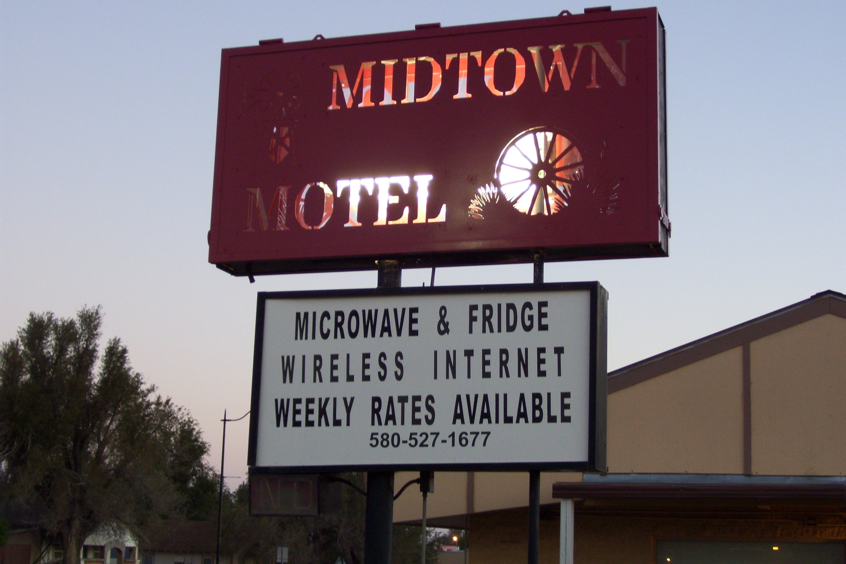 Midtown Motel-官方