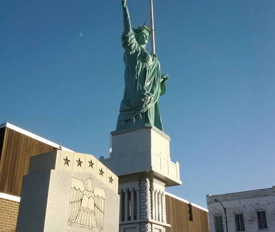 Statue of Liberty of McRae
