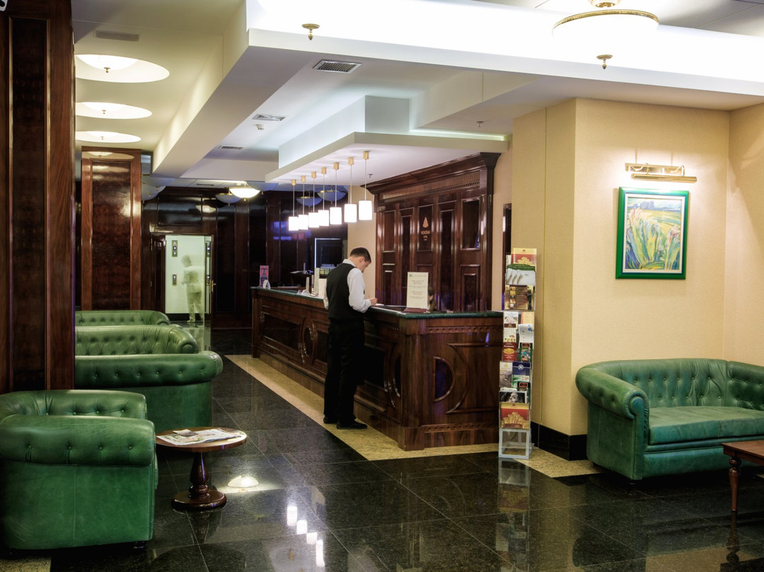 7 Days City Hotel