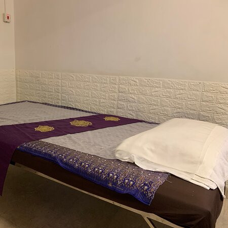 Jindol Hotel Late Deal  Road 444 , Block304,building 2527, 199 Manama主图