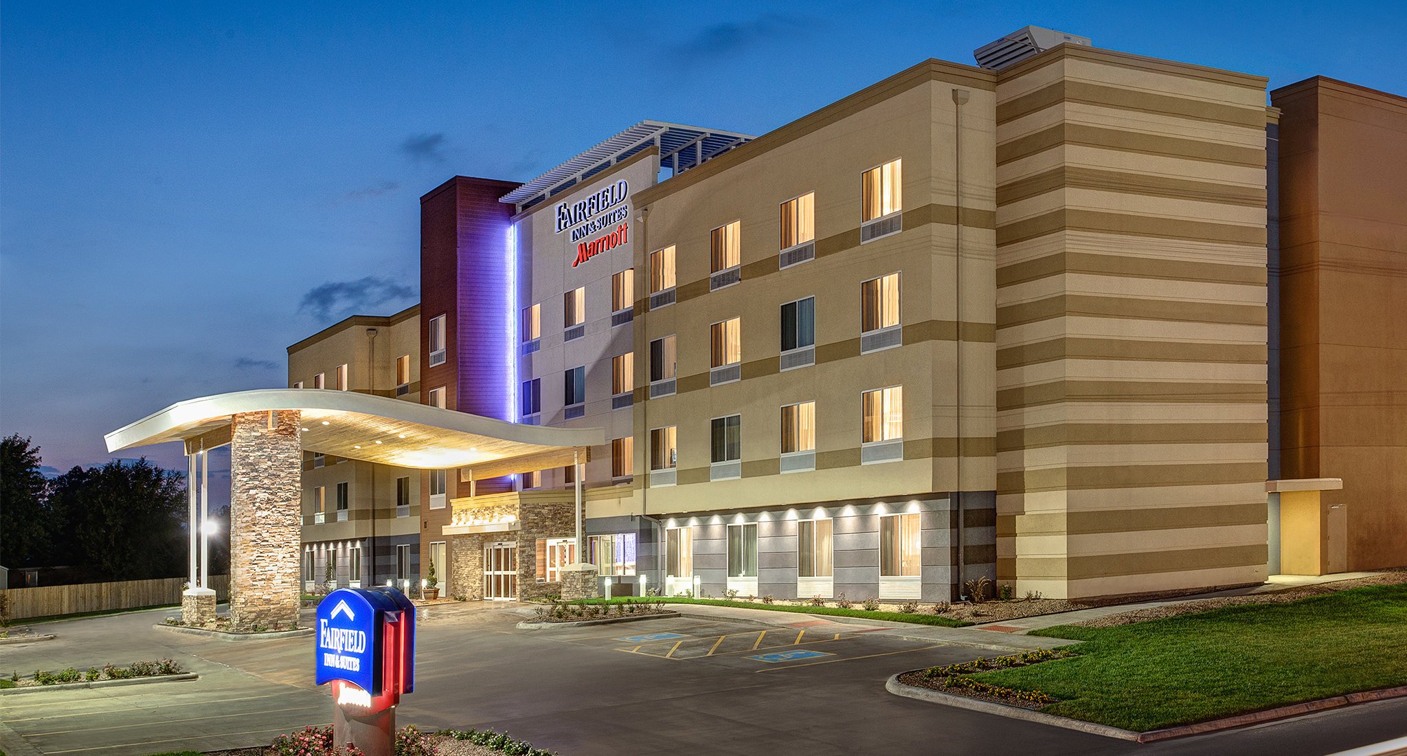 Fairfield Inn & Suites Plainville-官方