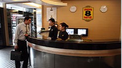 7天深圳华强北地铁站店-客卧