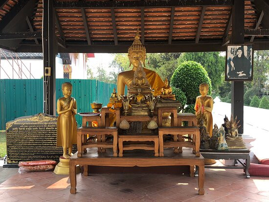 Phrathat Kham Kaen景点图片
