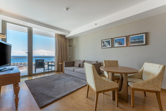 Angra Marina Hotel主图