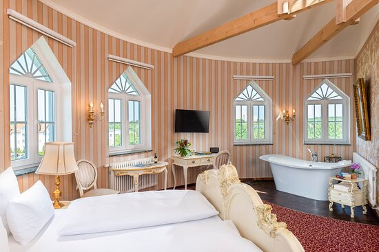 Wellnesshotel Seeschloesschen - Privat-SPA & Naturresort主图