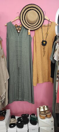 Aura Fashion Shop-阿希亚贝拉希亚必去景点