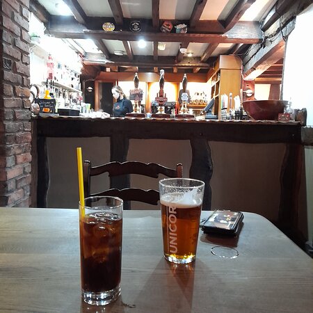 The Red Cow-官方