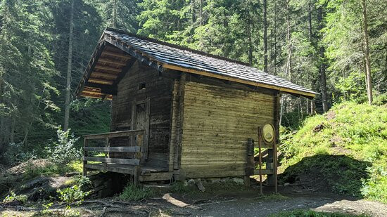 格罗纳霍夫酒店主图