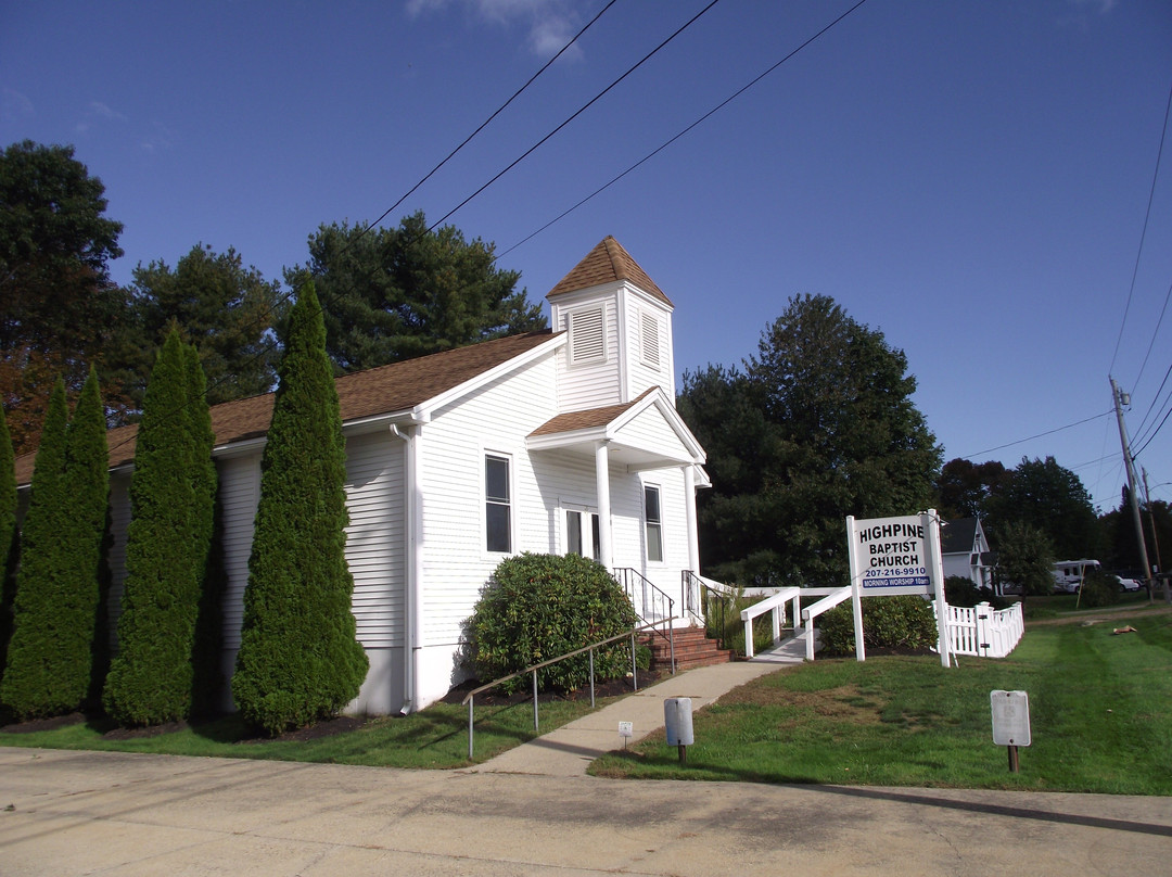 Highpine Baptist Church景点图片