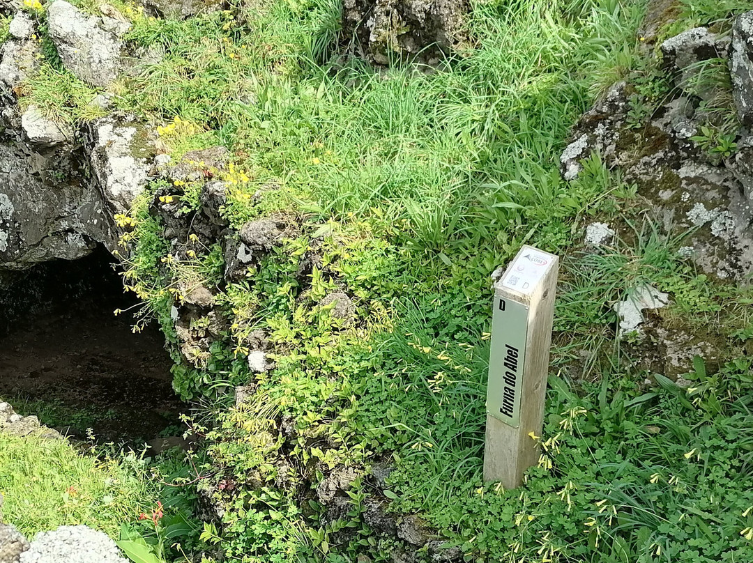 Furna Do Abel-Santa Cruz Da Graciosa必去景点