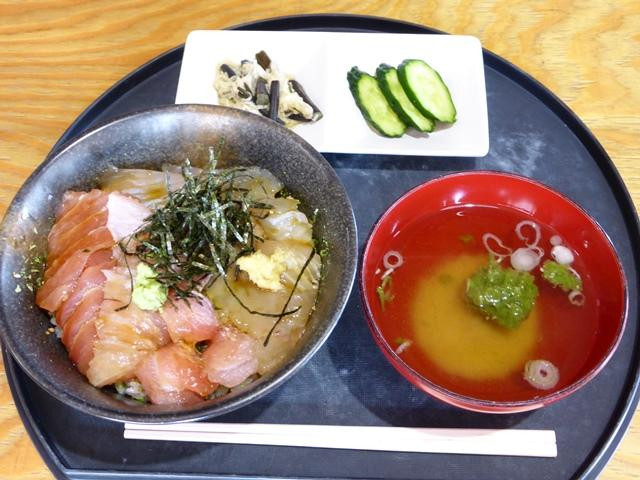 鲹泽町餐馆和美食-Takiwa
