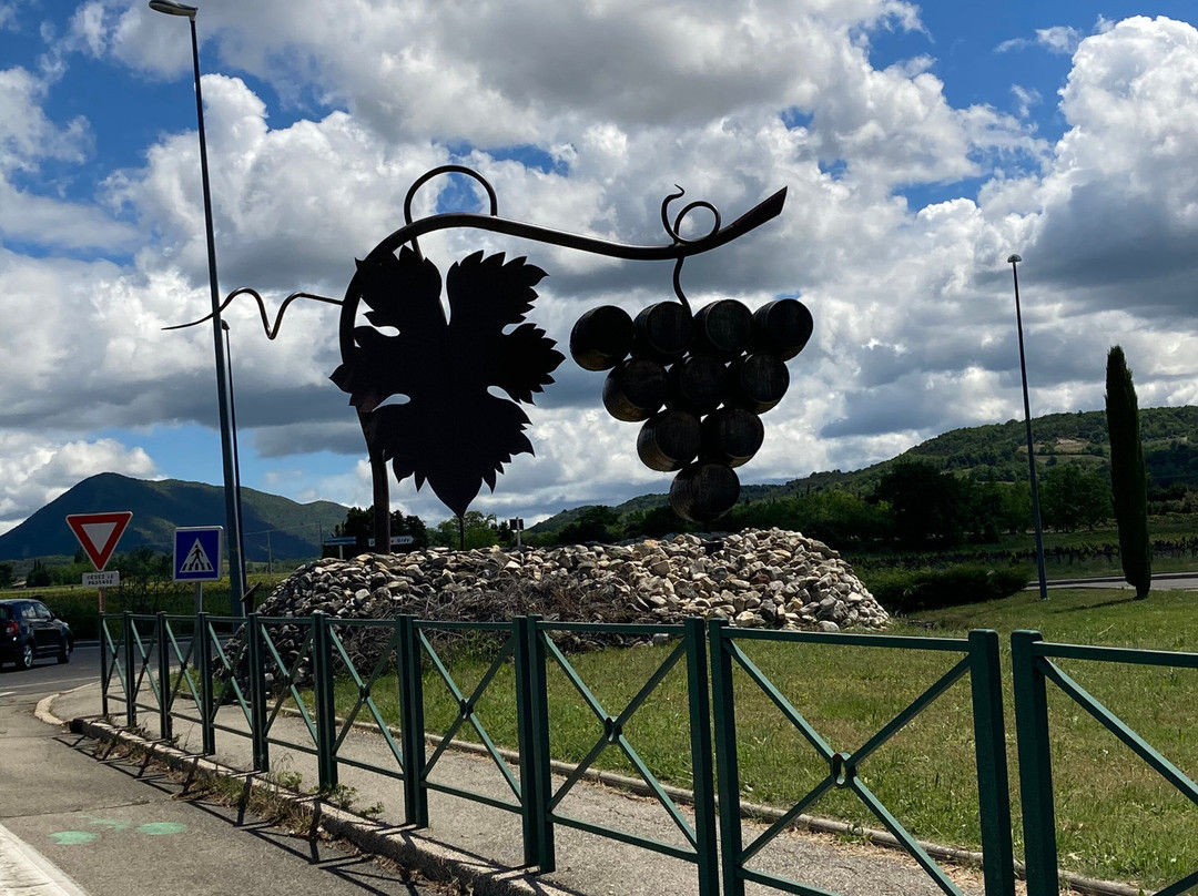 Saint-Pantaleon-les-Vignes旅游攻略图片