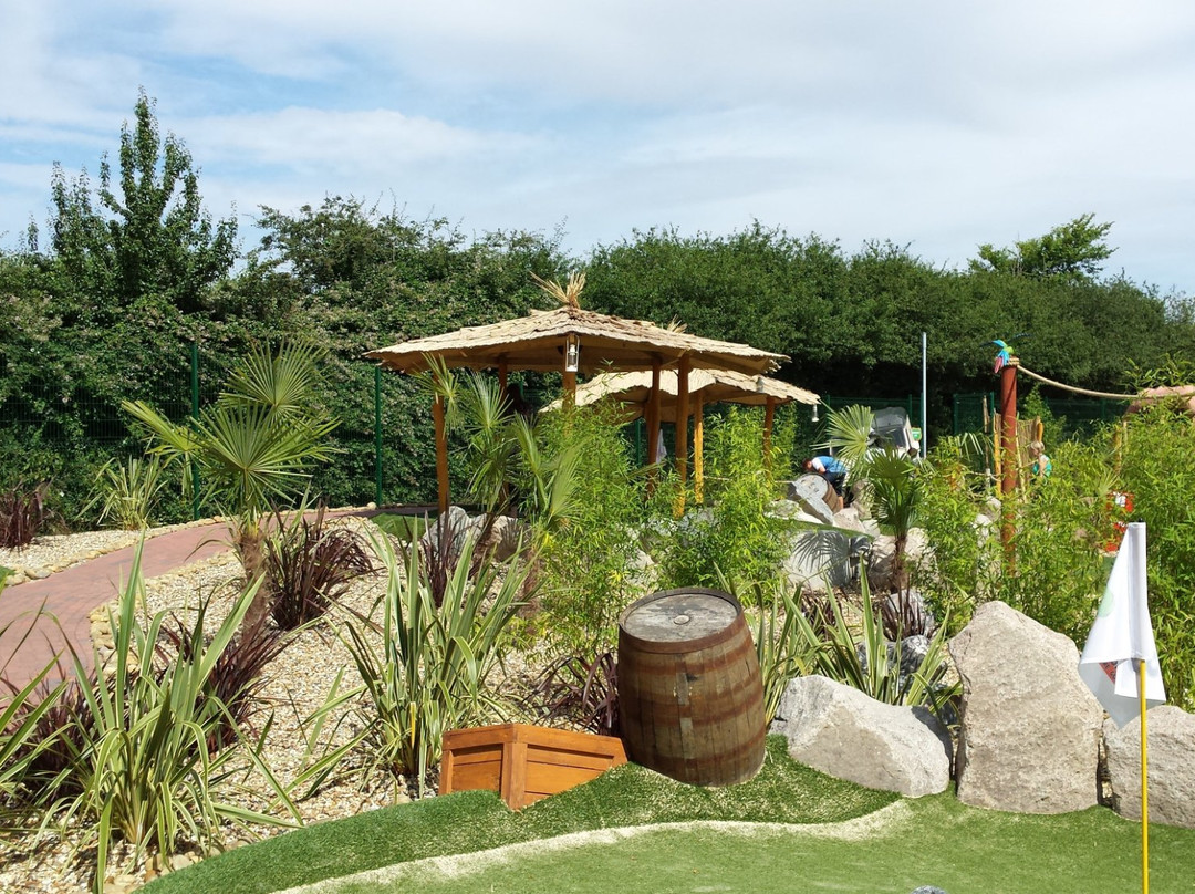 Bredfield旅游景点-Congo Rapids Lost World Adventure Golf